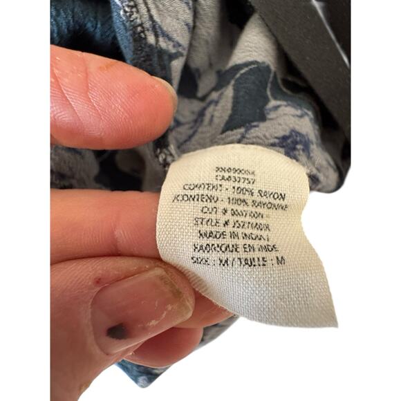 Billabong Women's Free Flowing M Top Beach Black White Floral Tie Across Chest - Picture 6 of 7